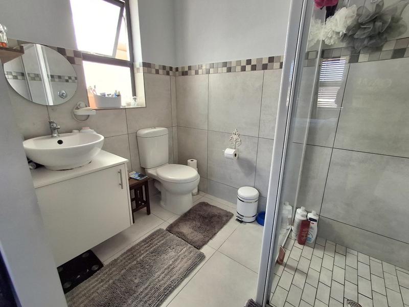 3 Bedroom Property for Sale in Britannia Bay Western Cape